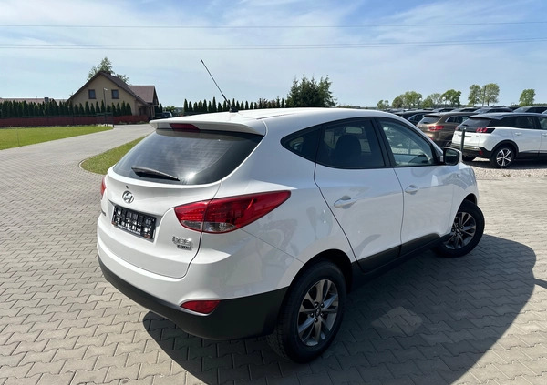 Hyundai ix35 cena 49900 przebieg: 156000, rok produkcji 2015 z Lesko małe 529